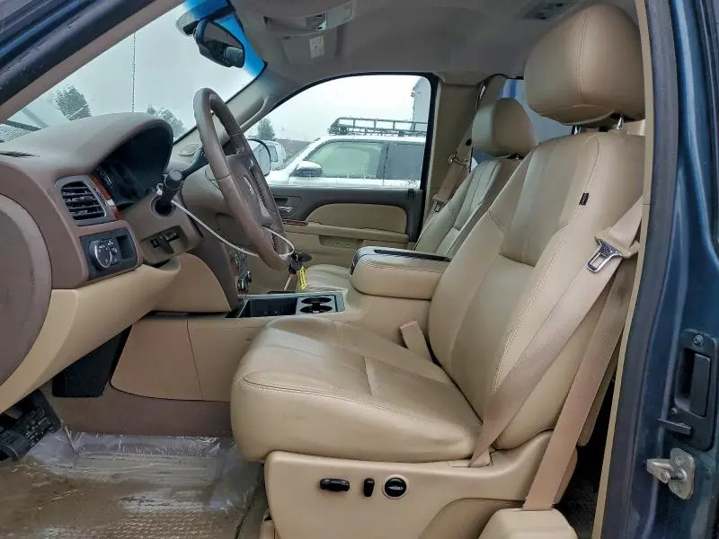 2010 CHEVROLET SILVERADO C1500 LTZ  