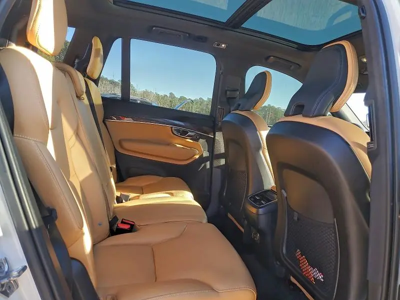 2019 VOLVO XC90 T6 MOMENTUM  