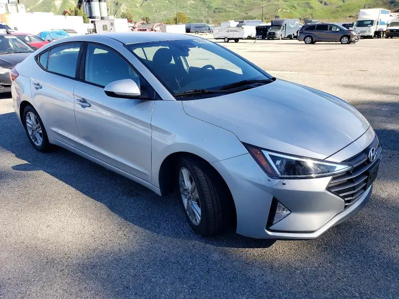 2019 HYUNDAI ELANTRA SEL  