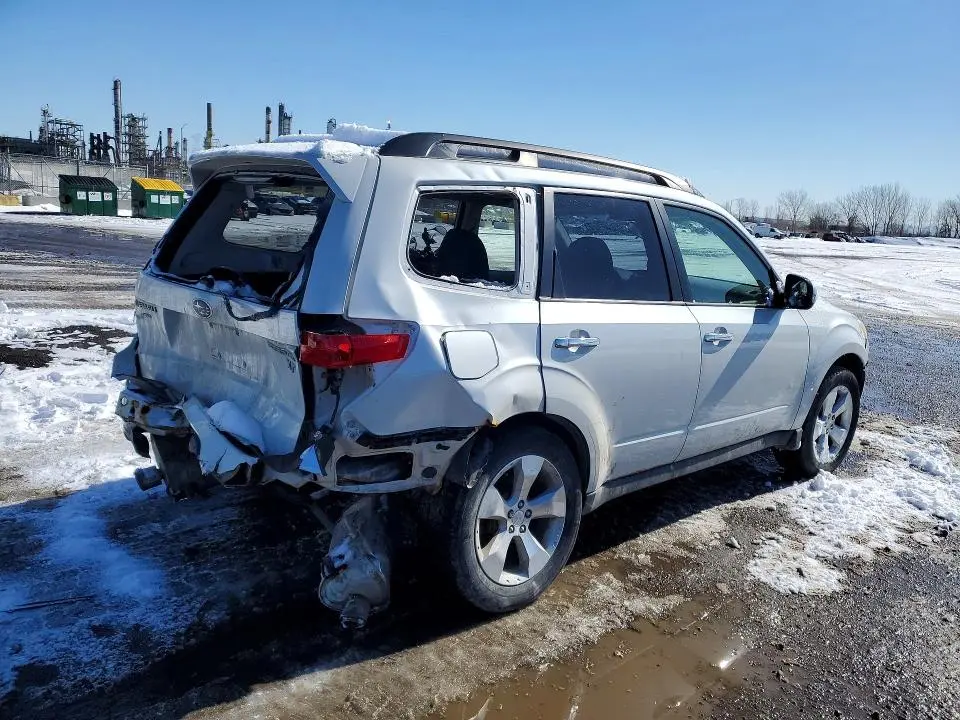 2012 SUBARU FORESTER LIMITED  