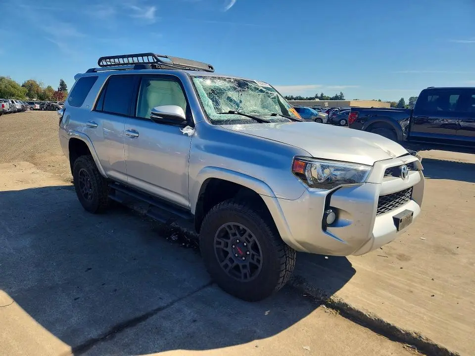 2019 TOYOTA 4RUNNER SR5 PREMIUM  