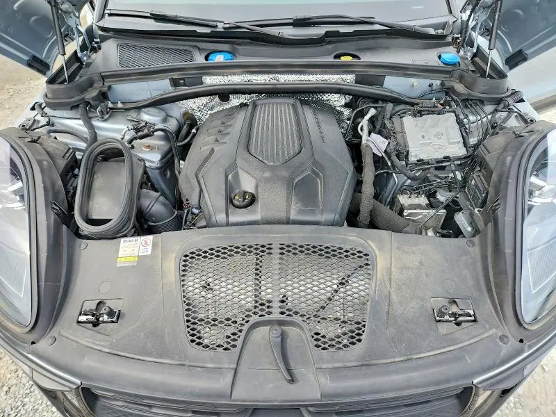 2023 PORSCHE MACAN BASE  