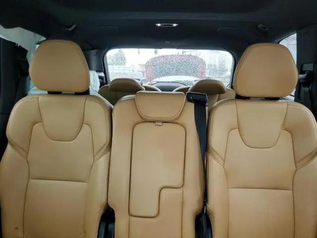2018 VOLVO XC90 T6  