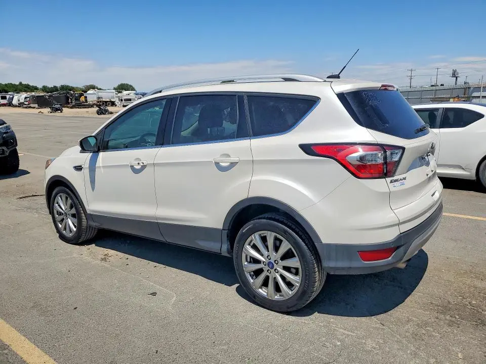 2017 FORD ESCAPE TITANIUM  