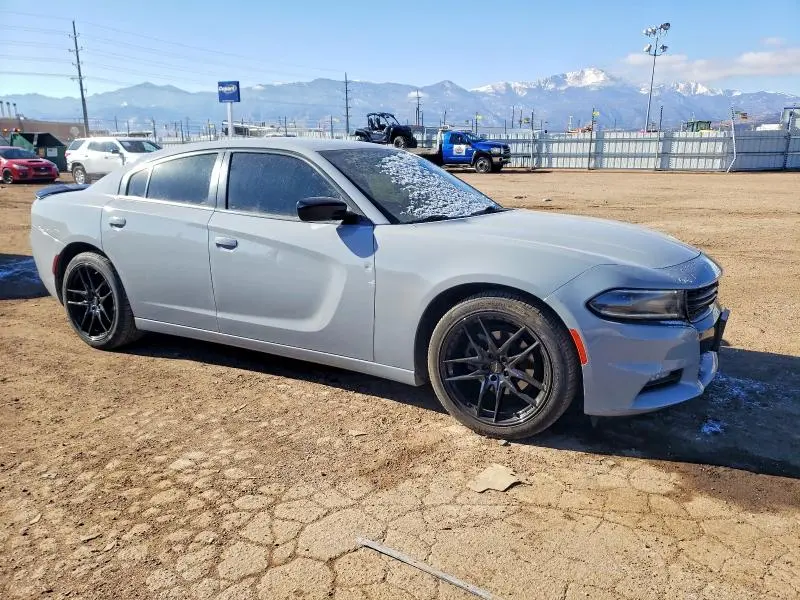2020 DODGE CHARGER SXT  