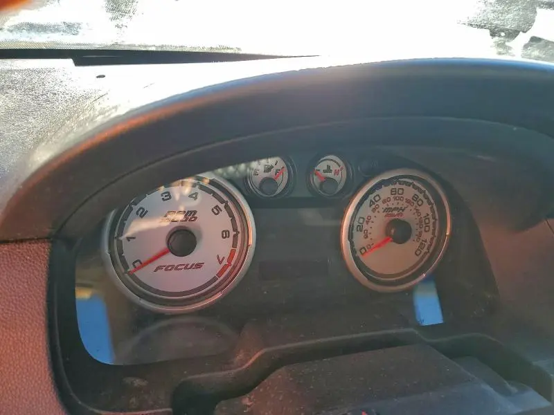 2010 FORD FOCUS SE  