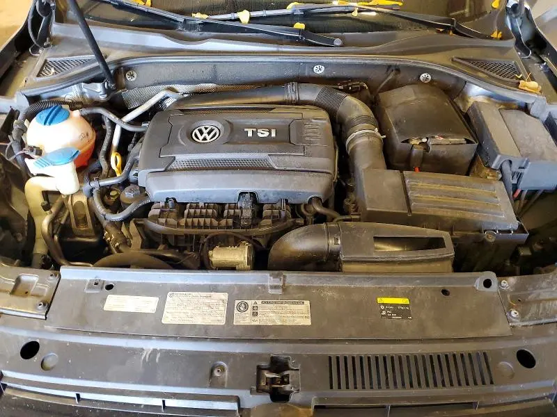 2015 VOLKSWAGEN PASSAT S  
