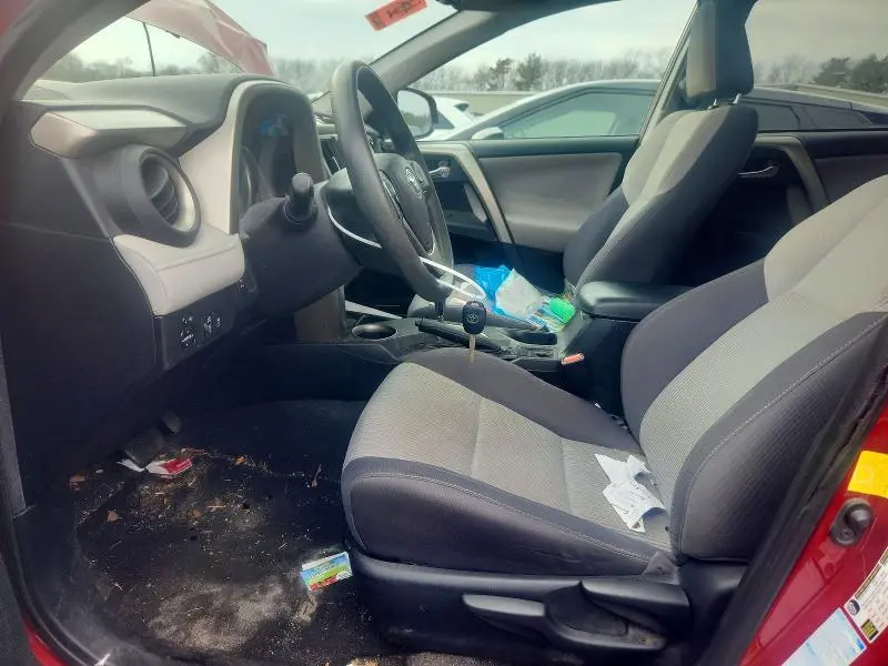 2015 TOYOTA RAV4 XLE  