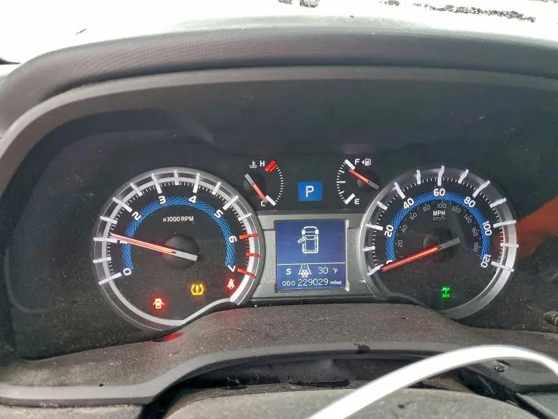 2014 TOYOTA 4RUNNER SR5  