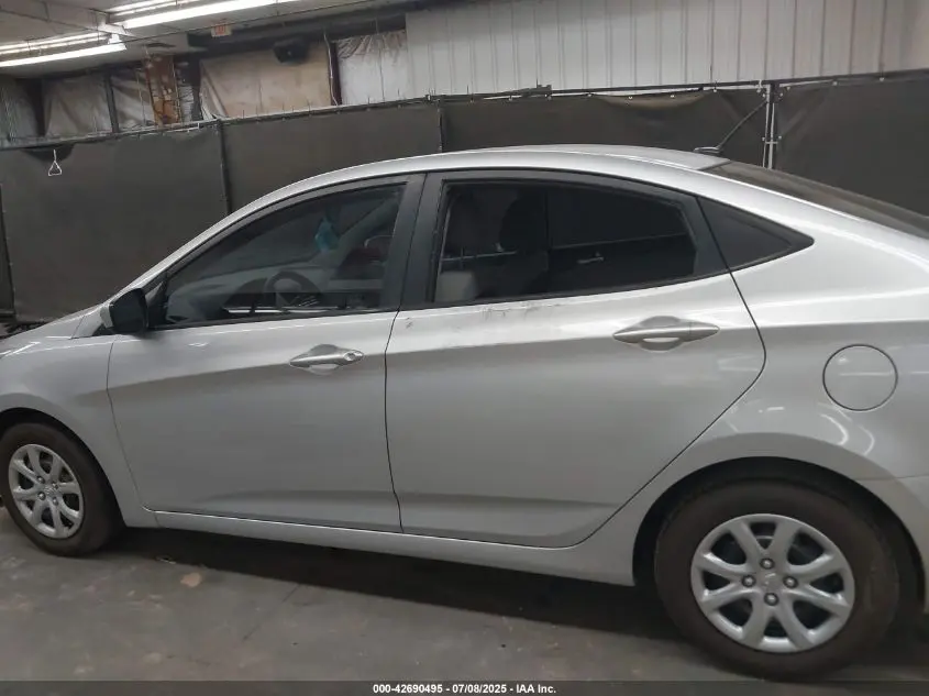 2013 HYUNDAI ACCENT GLS