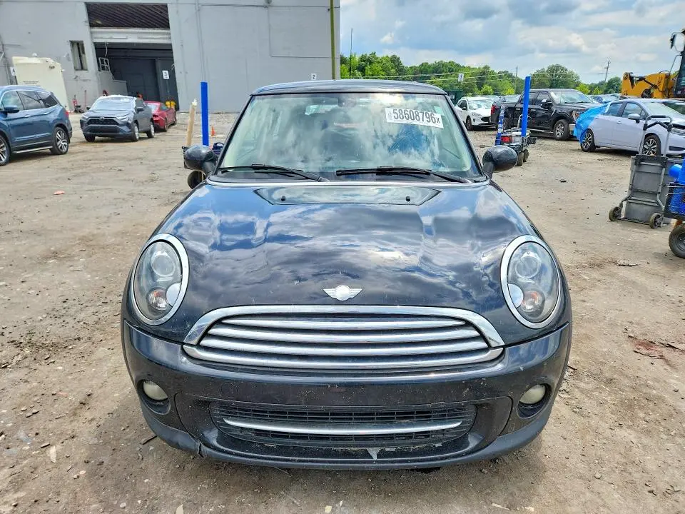 2013 MINI COOPER   