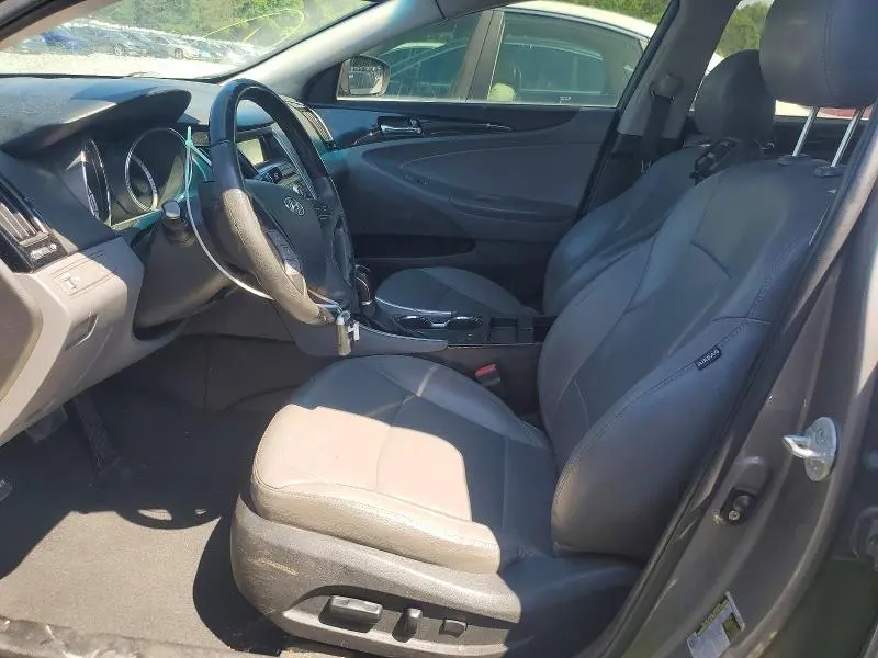 2011 HYUNDAI SONATA SE  