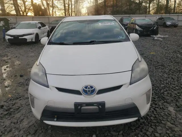 2013 TOYOTA PRIUS PLUG-IN   