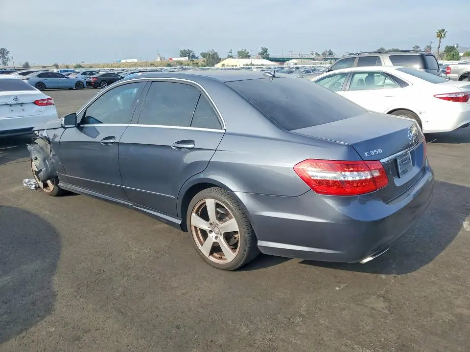 2010 MERCEDES-BENZ E 350  