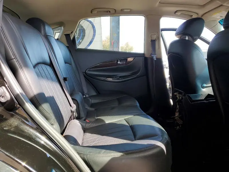 2016 INFINITI QX50 BASE  