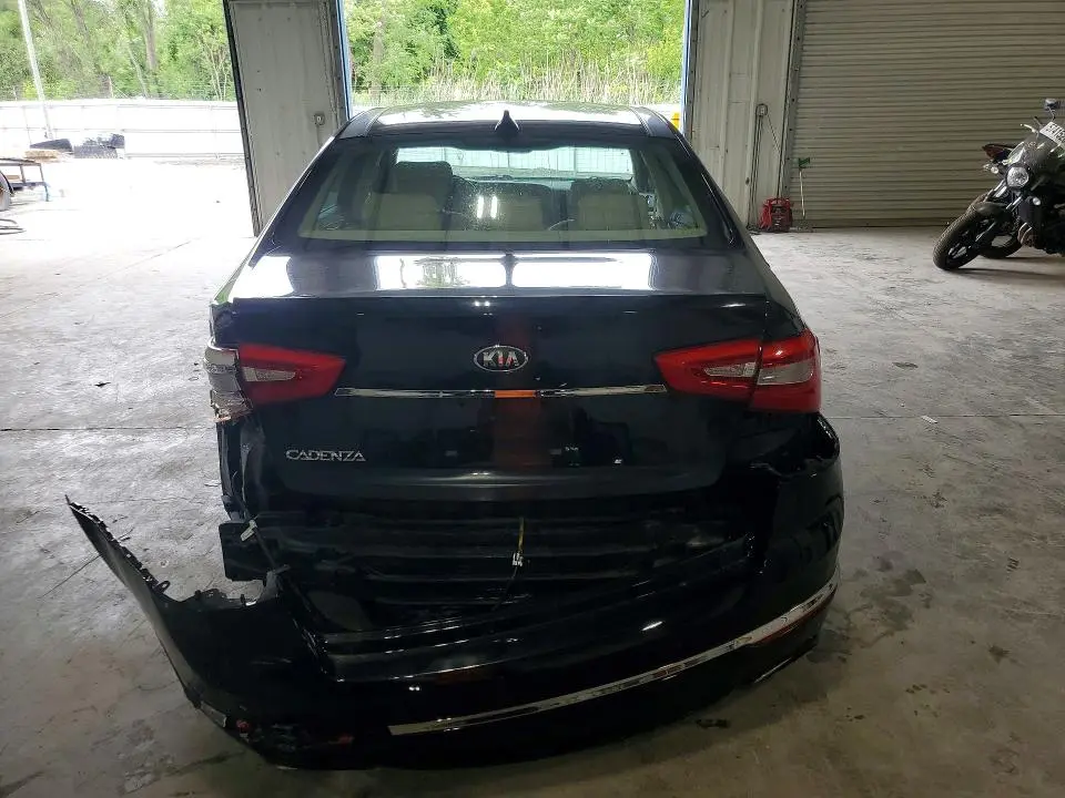 2016 KIA CADENZA LUXURY  