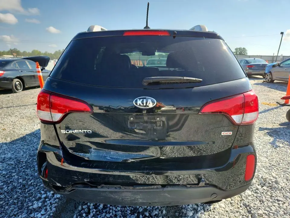 2015 KIA SORENTO LX  