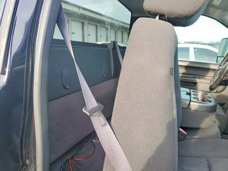 2011 CHEVROLET SILVERADO K1500 LT  