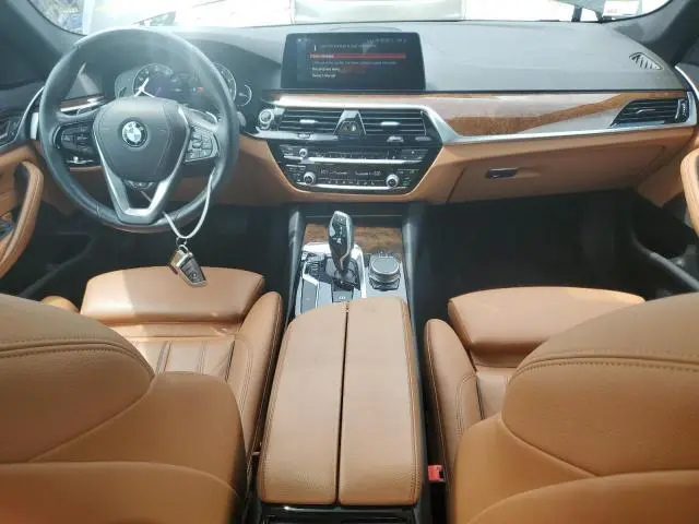 2019 BMW 530 XI  