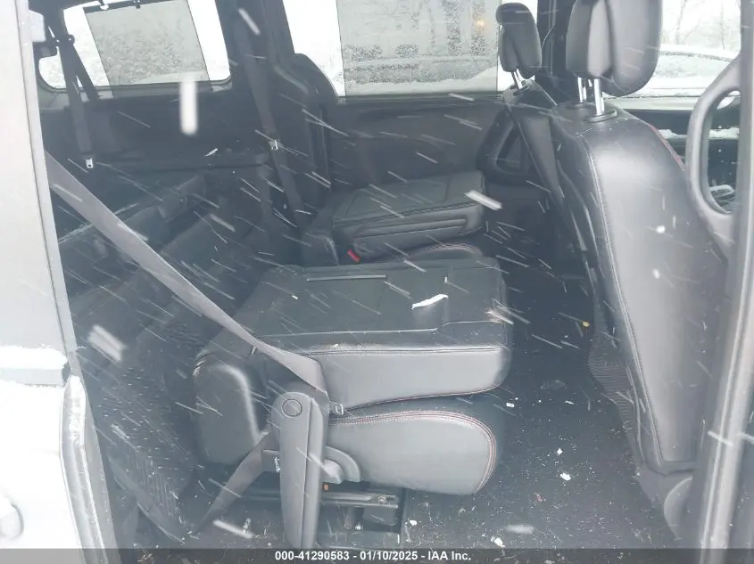 2017 DODGE GRAND CARAVAN GT