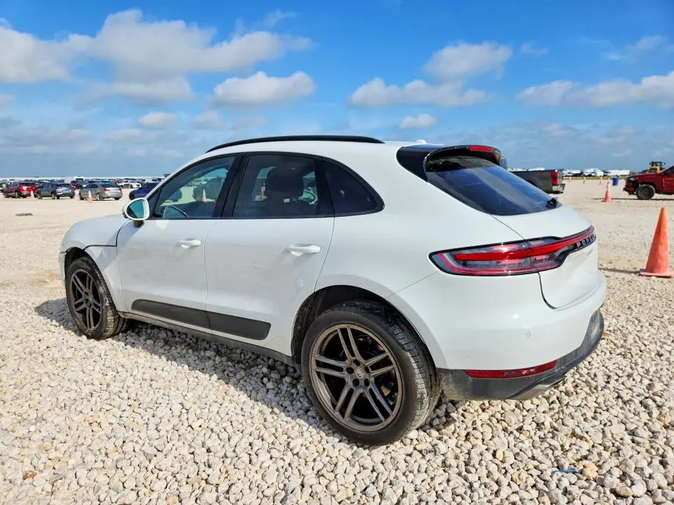 2021 PORSCHE MACAN   