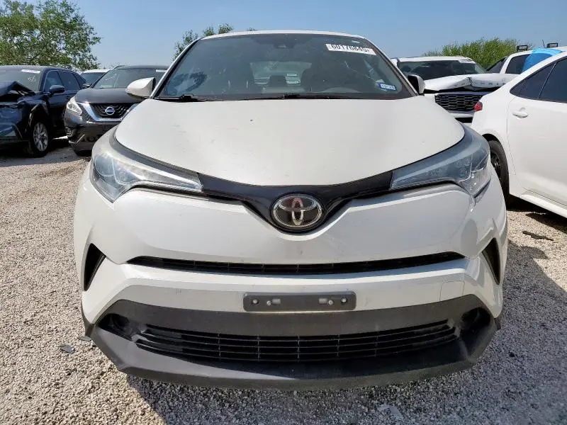 2018 TOYOTA C-HR XLE  