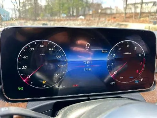 2023 MERCEDES-BENZ C 300  