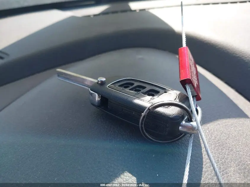 2016 HYUNDAI SANTA FE SE