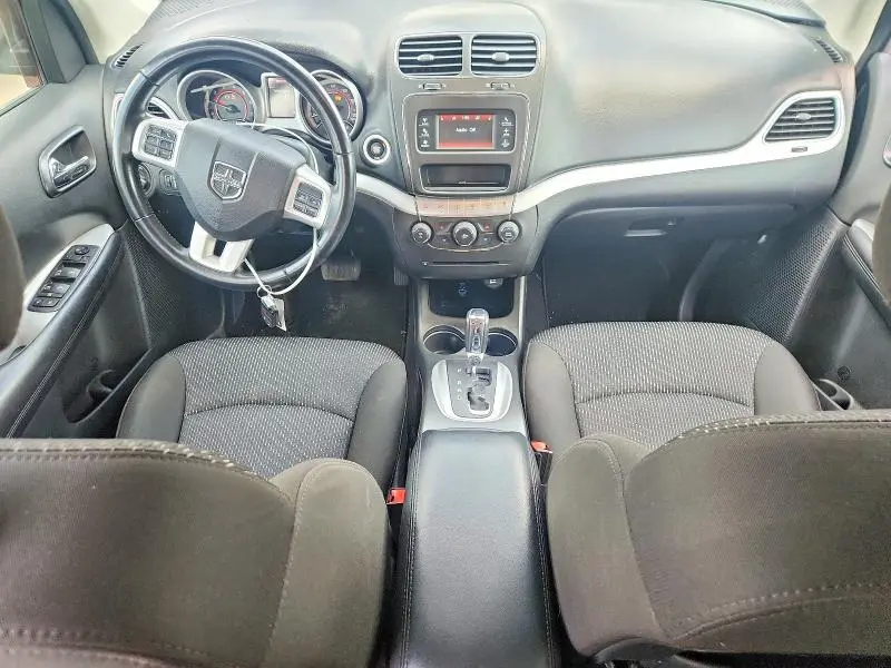 2020 DODGE JOURNEY SE  