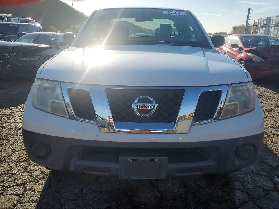 2015 NISSAN FRONTIER S  