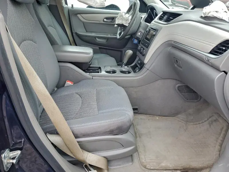 2016 CHEVROLET TRAVERSE LS  