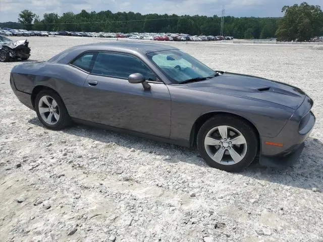 2016 DODGE CHALLENGER SXT  