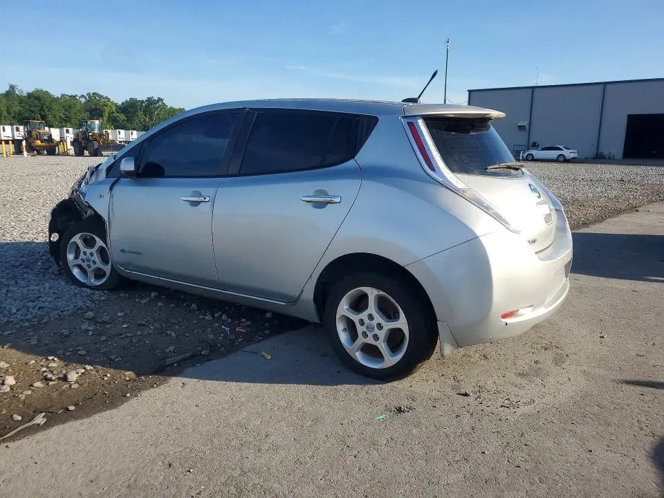 2012 NISSAN LEAF SV  