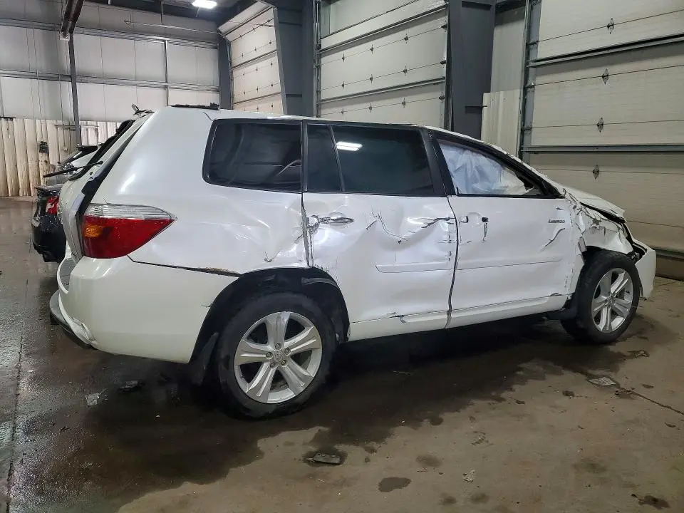 2010 TOYOTA HIGHLANDER LIMITED  