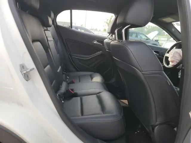 2017 MERCEDES-BENZ GLA 250 4MATIC  