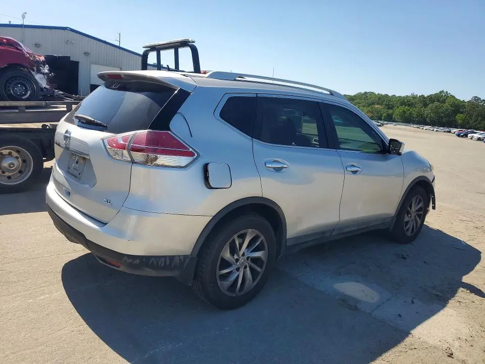 2015 NISSAN ROGUE SL  