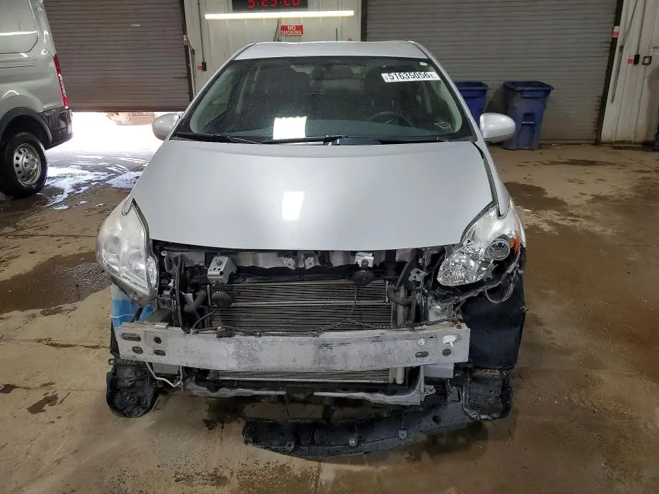 2013 TOYOTA PRIUS ONE  