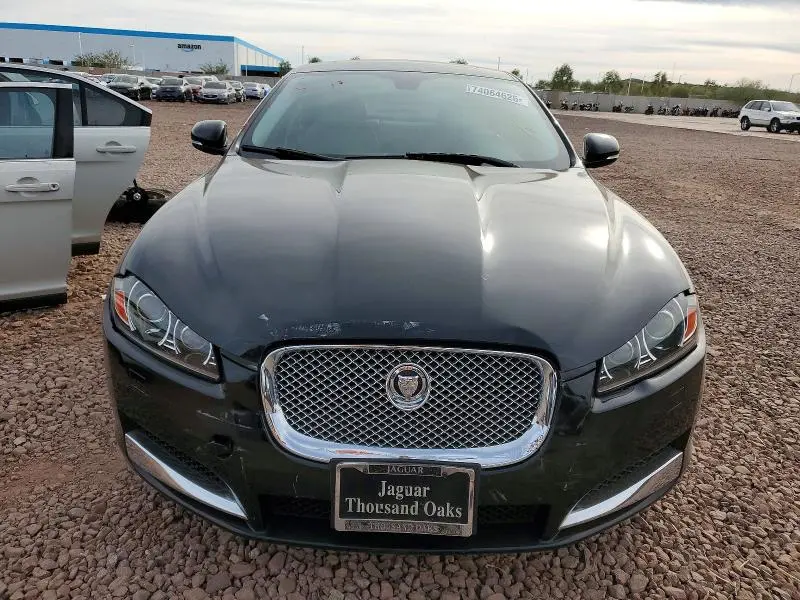 2013 JAGUAR XF   