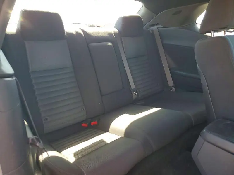 2013 DODGE CHALLENGER SXT  