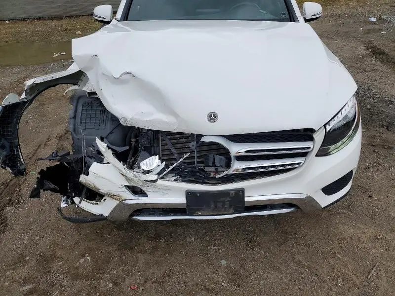 2019 MERCEDES-BENZ GLC 300 4MATIC  