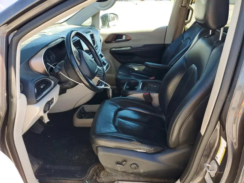 2017 CHRYSLER PACIFICA TOURING L  