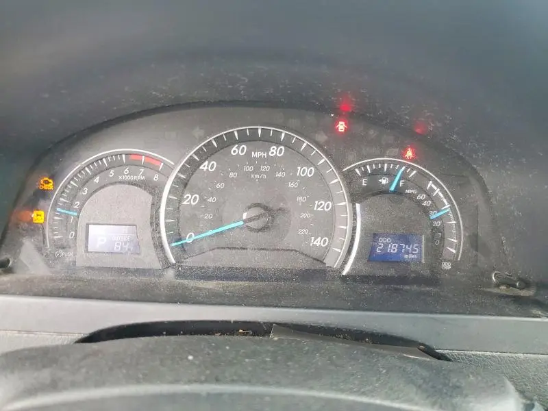 2012 TOYOTA CAMRY LE  