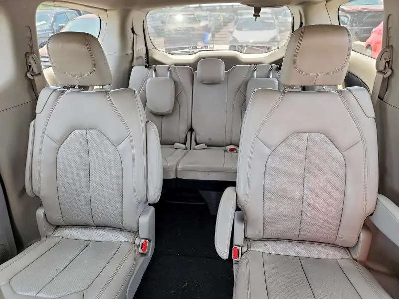 2021 CHRYSLER VOYAGER LXI  