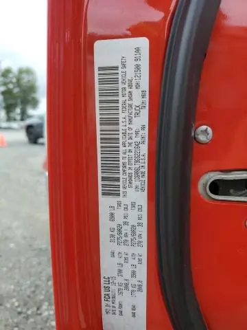 2016 RAM 1500 SLT  
