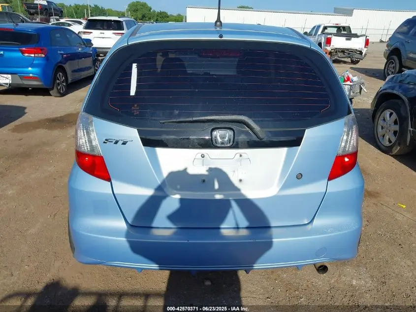 2010 HONDA FIT  