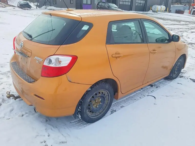 2010 TOYOTA MATRIX S  