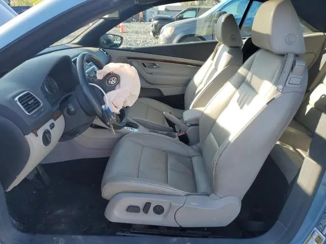 2010 VOLKSWAGEN EOS LUX