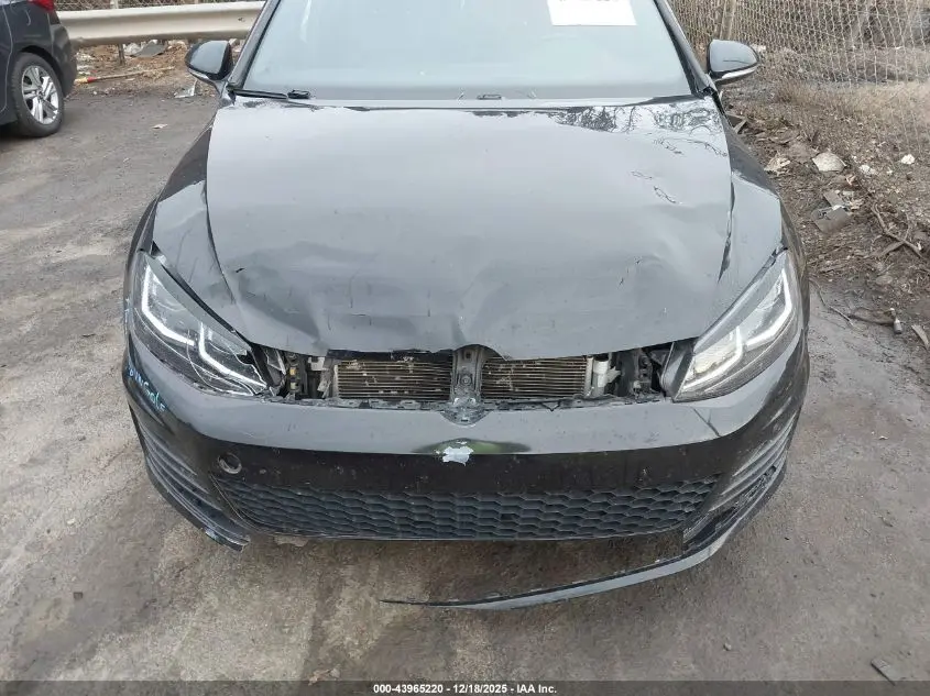 2016 VOLKSWAGEN GOLF GTI AUTOBAHN W/PERFORMANCE PACKAGE 4-DOOR