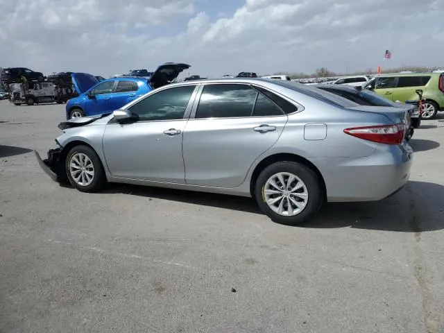 2015 TOYOTA CAMRY LE  