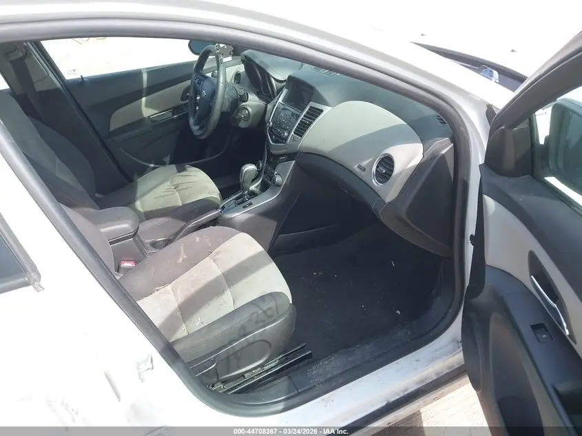 2014 CHEVROLET CRUZE LS AUTO